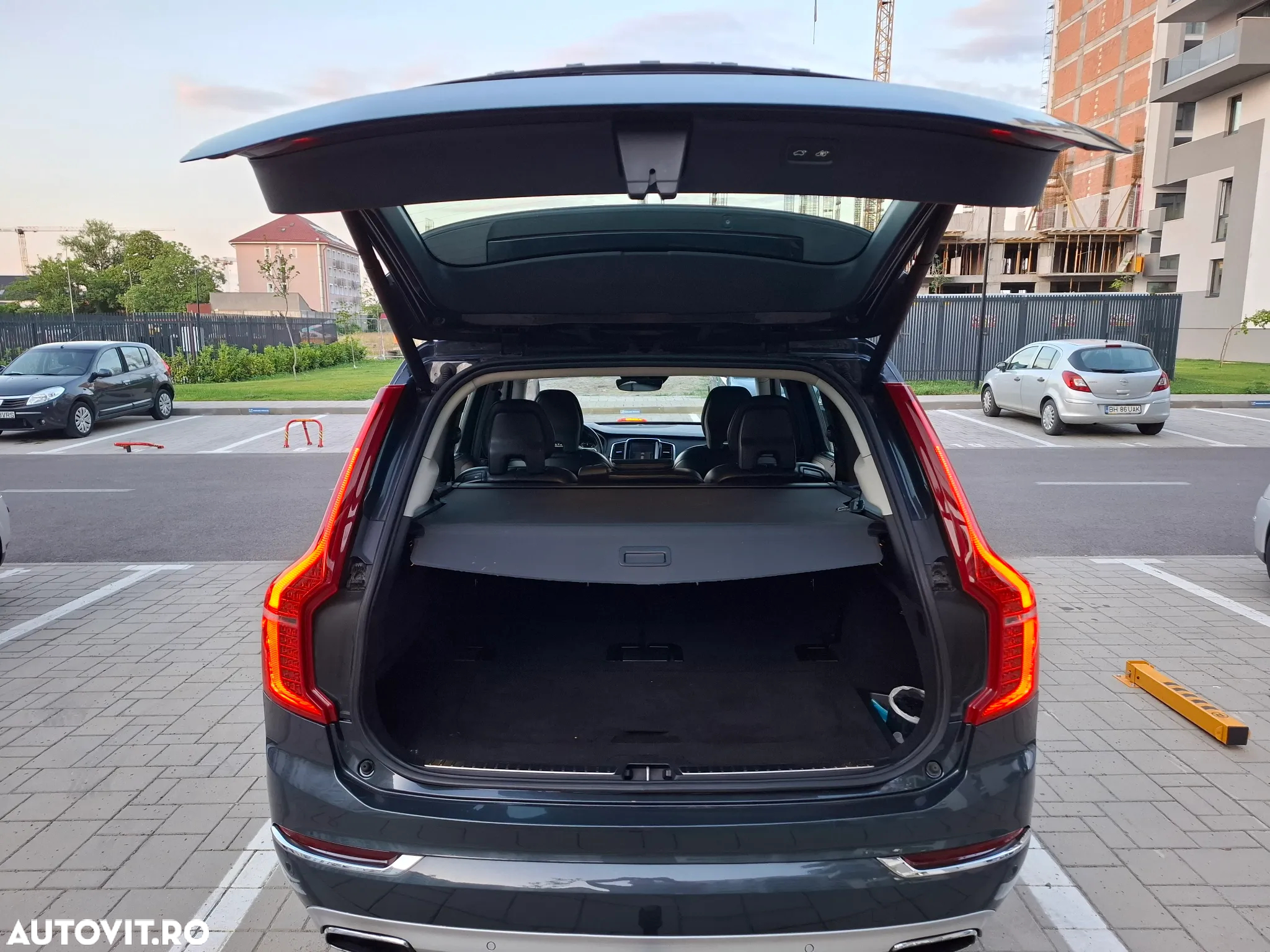 Volvo XC 90 D5 AWD Geartronic Inscription - 10