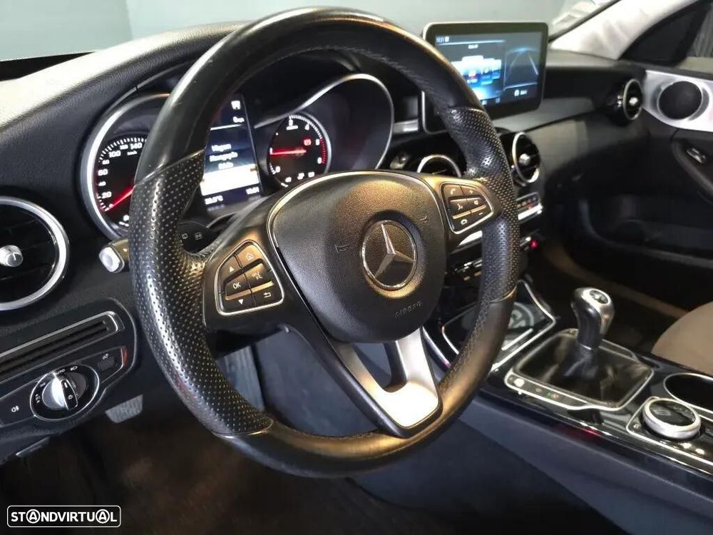 Mercedes-Benz C 200 - 31