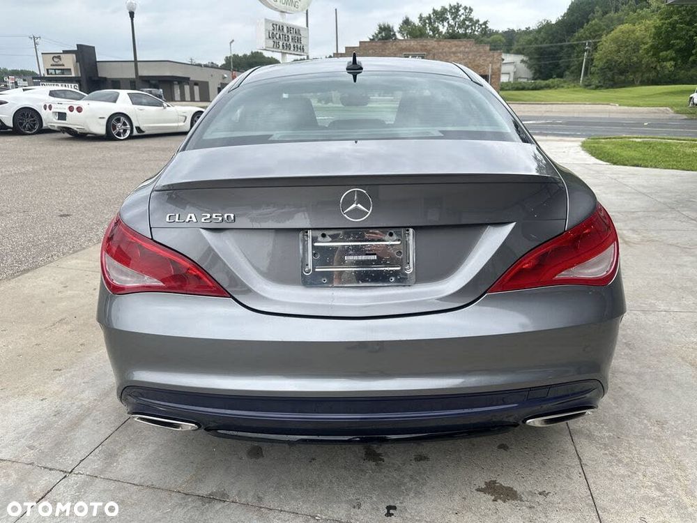 Mercedes-Benz CLA - 5