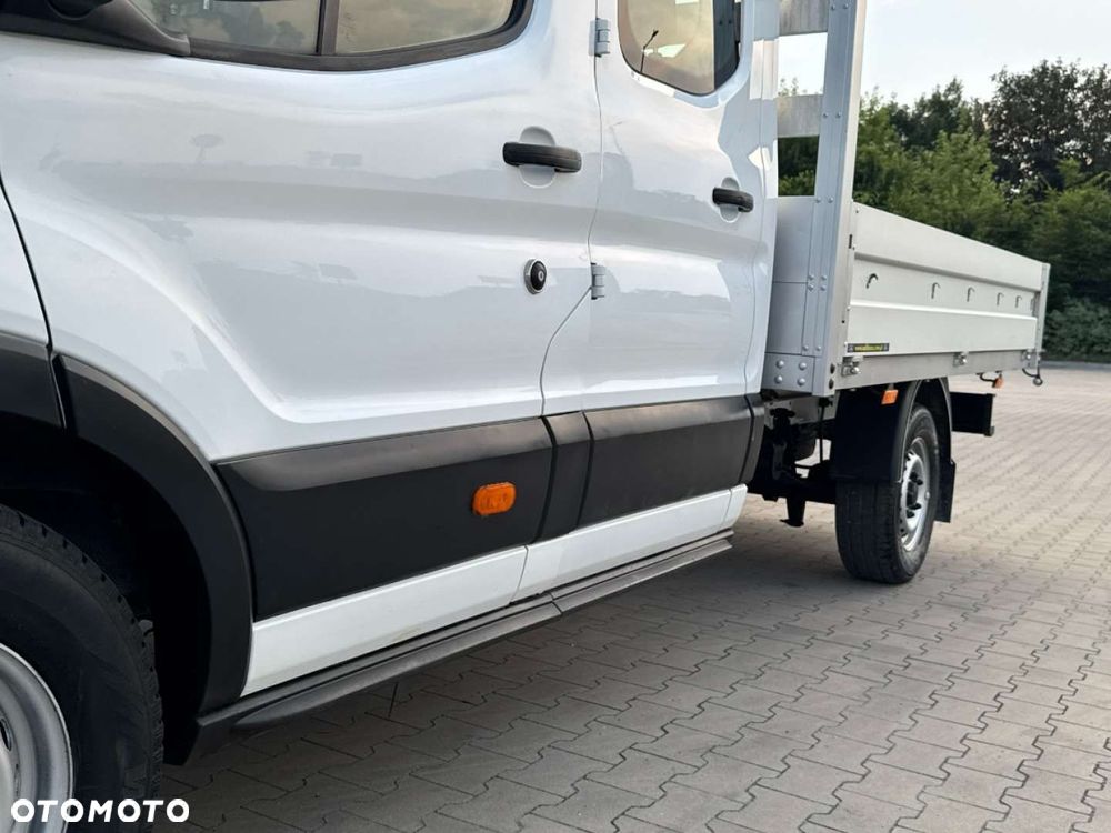 Ford Transit - 12