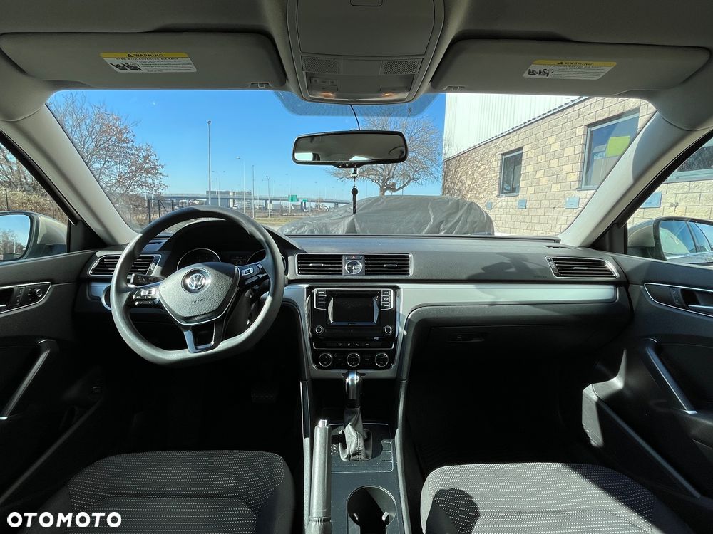 Volkswagen Passat 1.8 TSI (BlueMotion Technology) DSG Comfortline - 25