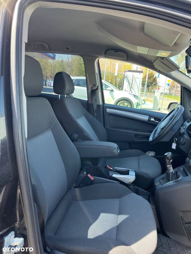 Opel Zafira - 8