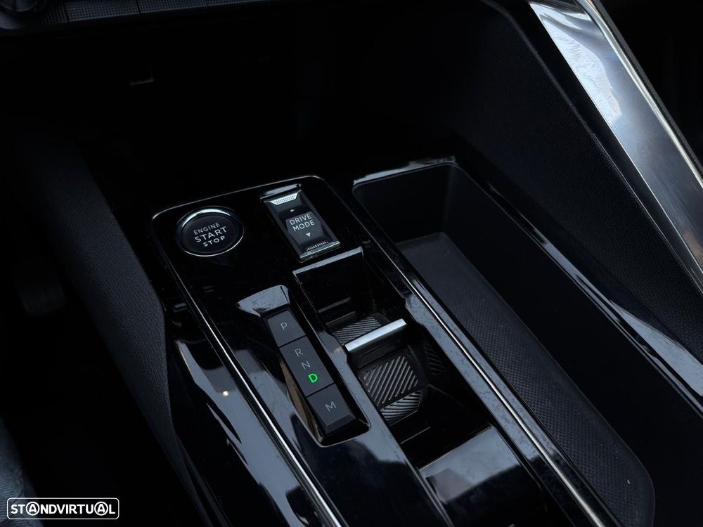 Peugeot 5008 1.2 PureTech Allure Pack EAT8 - 19