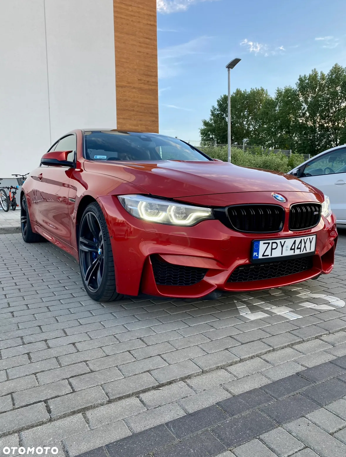 BMW M4 Coupe DKG - 26