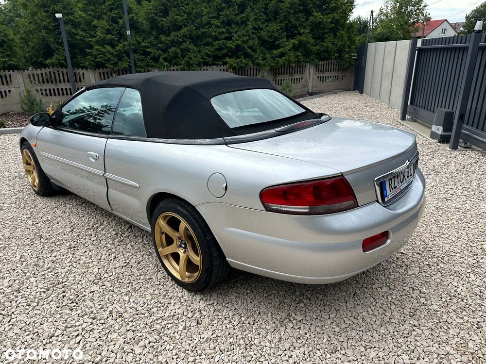 Chrysler Sebring 2.0 LE - 3