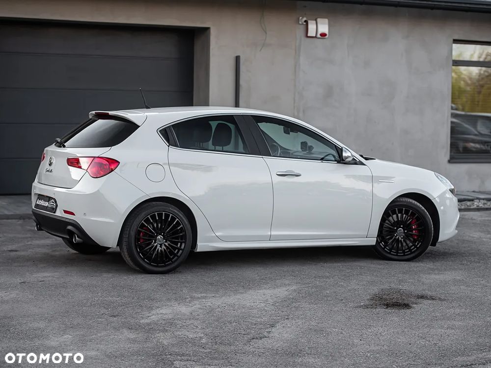 Alfa Romeo Giulietta 2.0 JTDM 20V TCT Speciale - 15