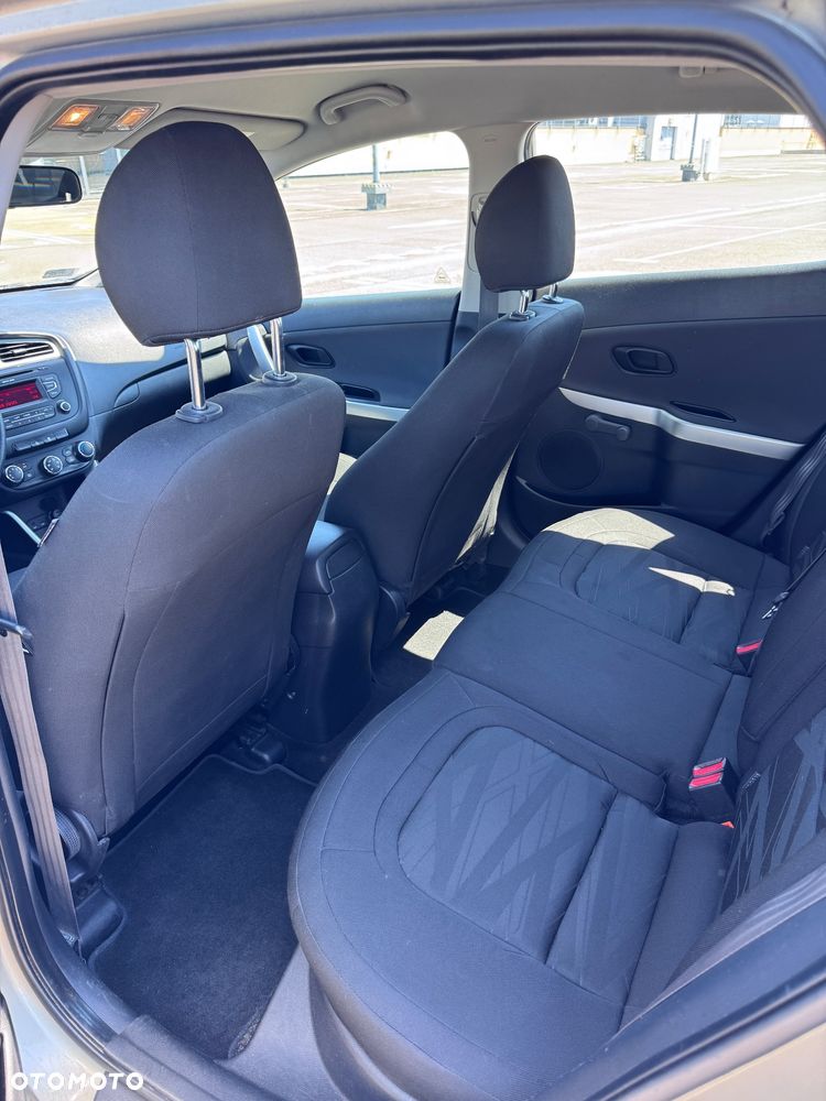 Kia Ceed - 7
