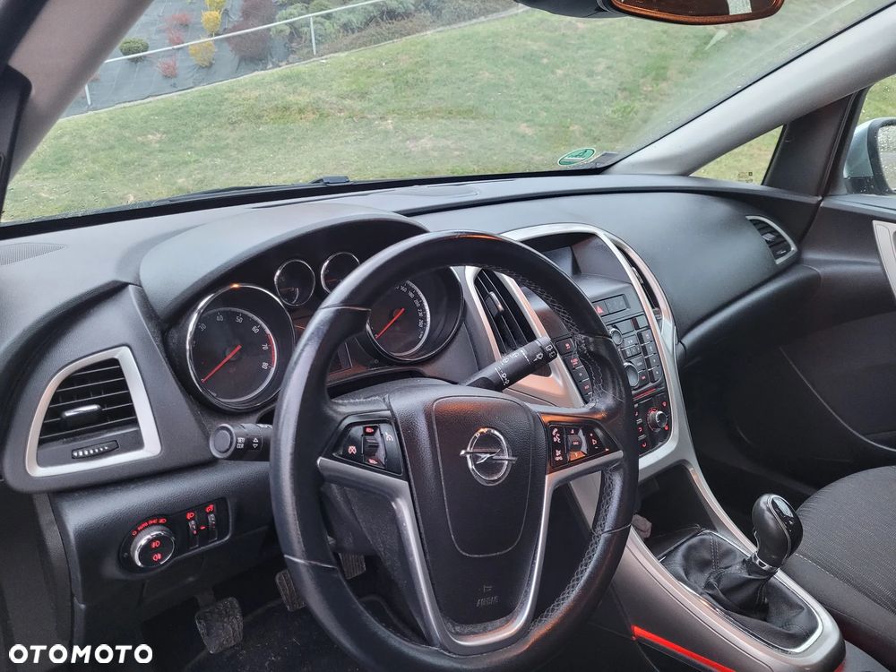Opel Astra 1.6 Innovation - 8