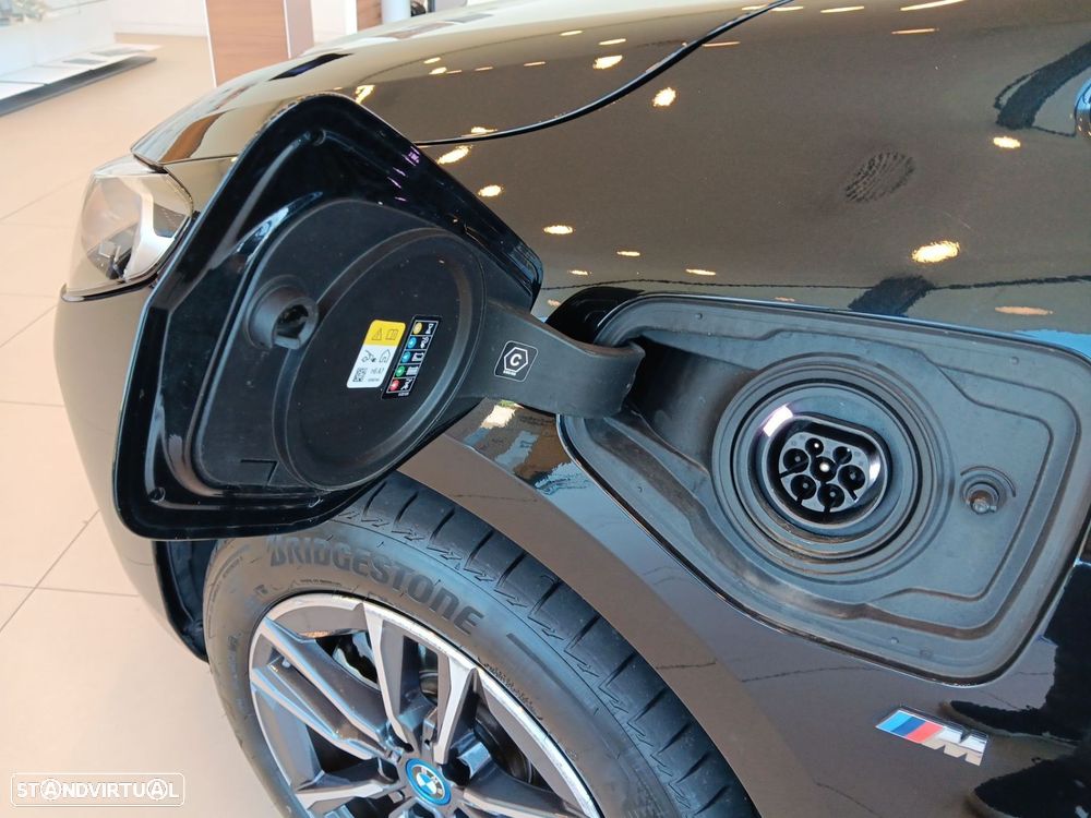 BMW 225xe Active Tourer e xDrive Pack Desportivo M - 27