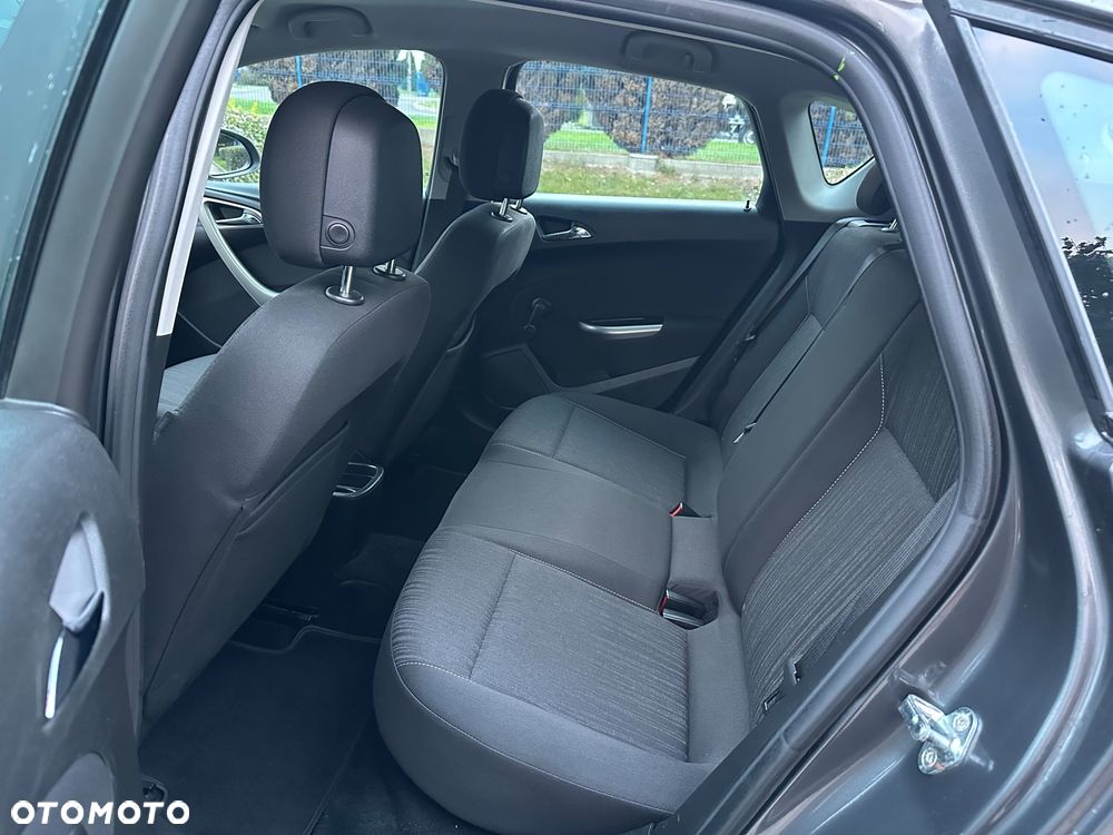 Opel Astra 1.4 - 13
