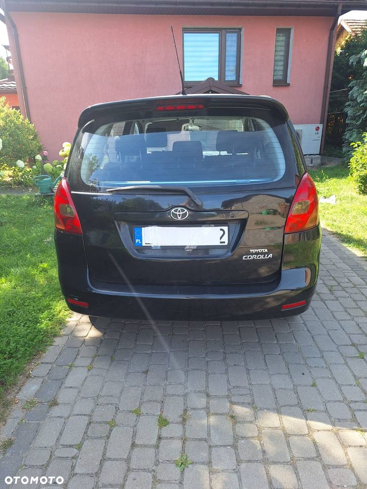 Toyota Corolla Verso 2.0 D-4D - 3