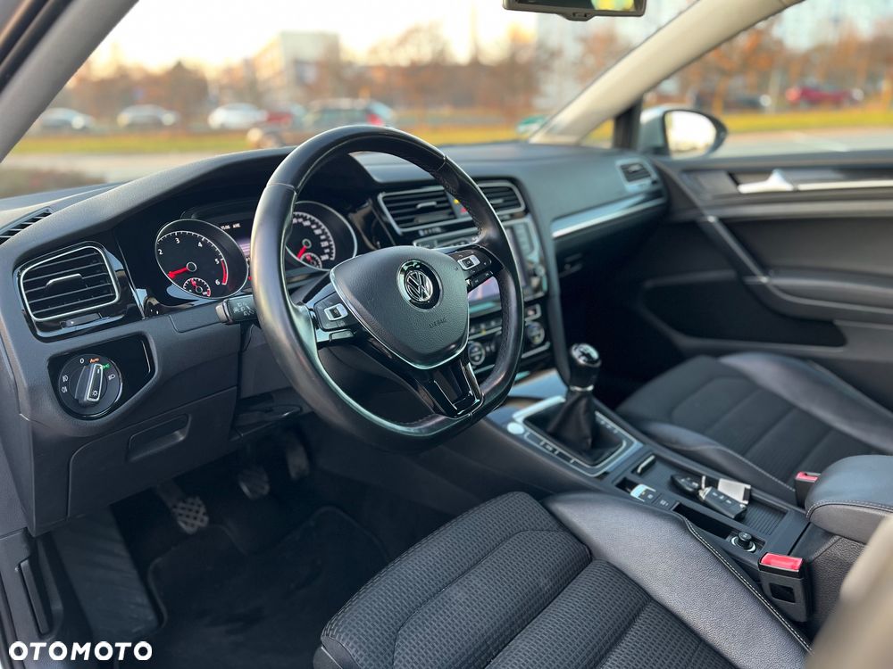 Volkswagen Golf Variant 2.0 TDI (BlueMotion Technology) Highline - 9