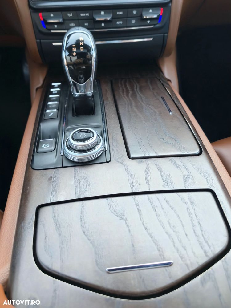 Maserati Quattroporte D GranLusso - 17