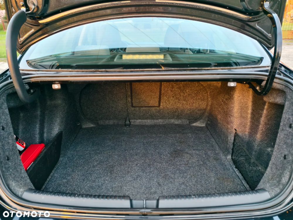 Volkswagen Jetta 1.2 TSI Trendline - 9