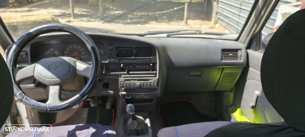 Toyota Hilux 2.4 D LN85LP Cx Dupla - 9