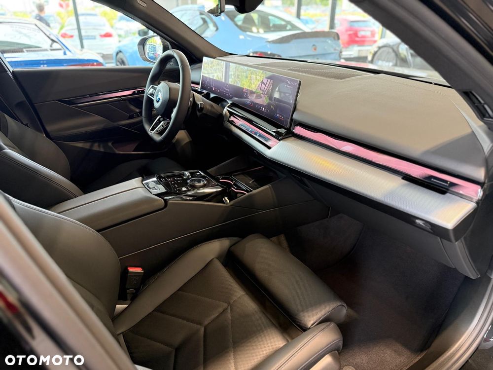 BMW Seria 5 520d xDrive mHEV M Sport sport - 10