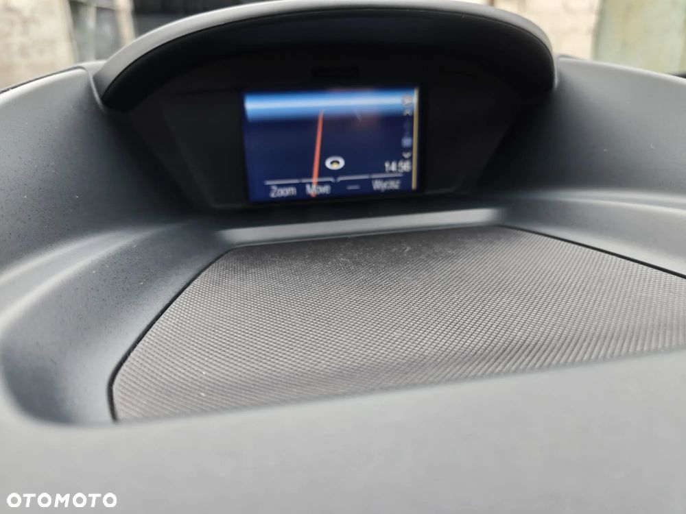 Ford Grand C-MAX - 36