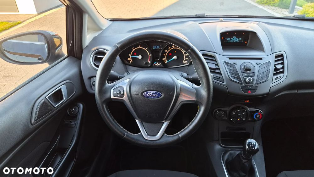 Ford Fiesta 1.5 TDCi Titanium - 9