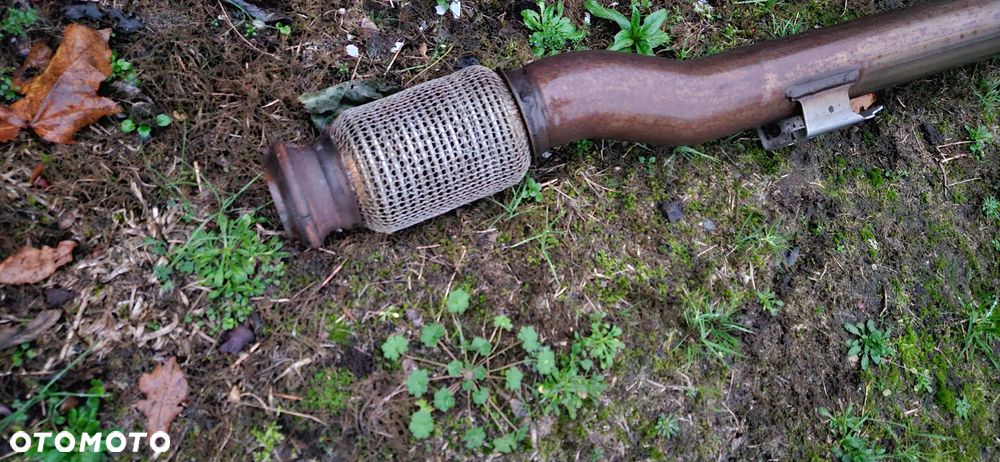 Mercedes C Klasa W205 SEDAN 180 200 1.8 2.0 CGI Kompletny układ wydechowy Tłumik Wydech A2054911301 A2054911300 - 3