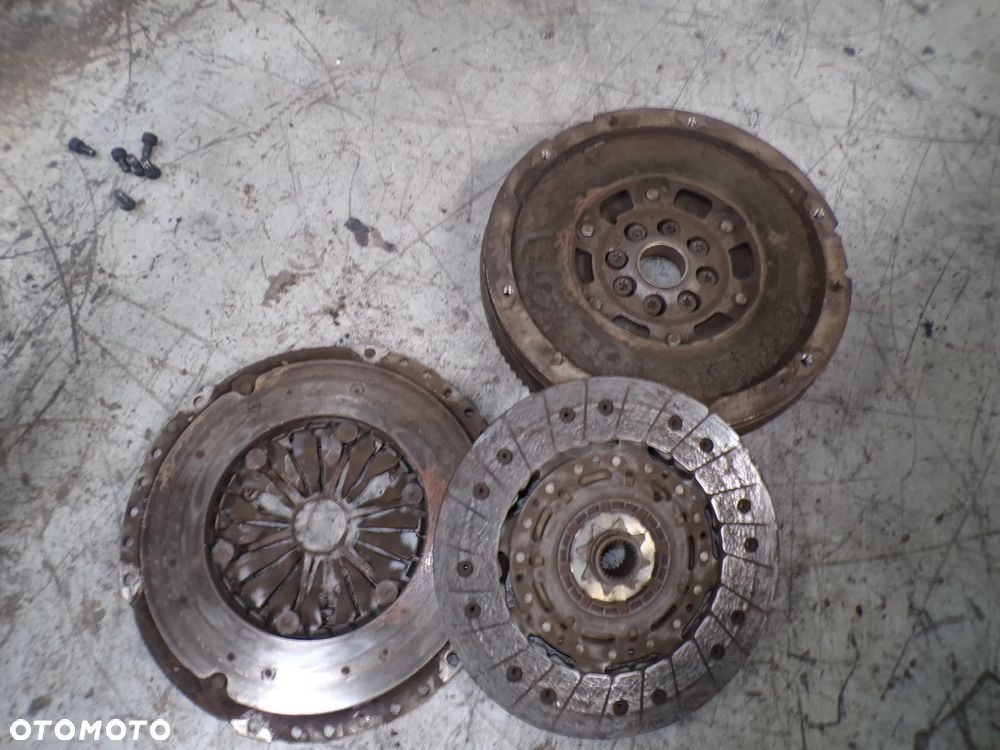 koło dwumasowe sprzęgło Ford Mondeo Galaxy 2.0 TDCI 163km 2012r. - 3