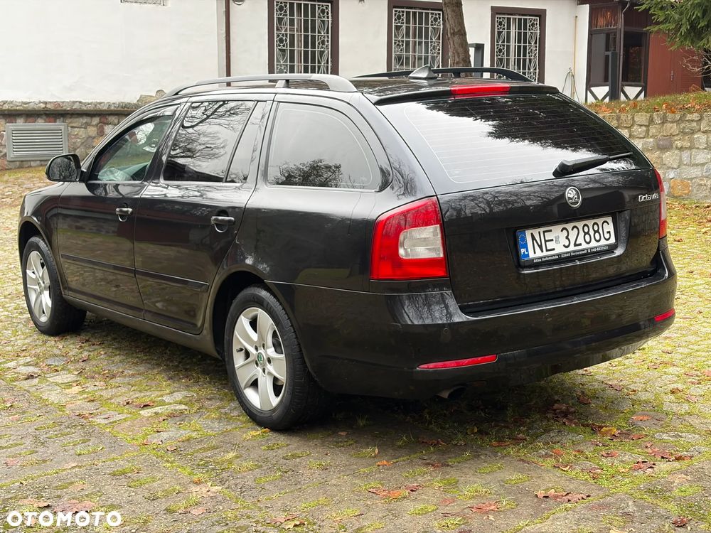 Skoda Octavia 1.6 TDI Ambiente - 6