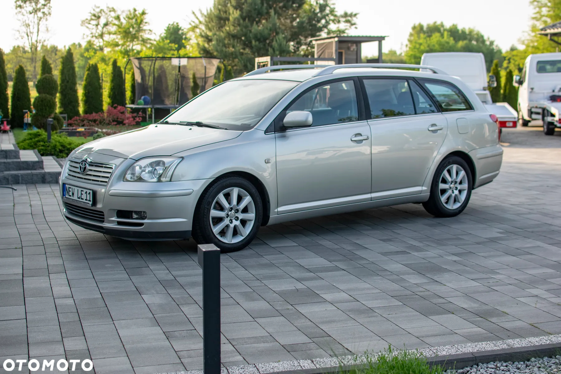 Toyota Avensis - 32