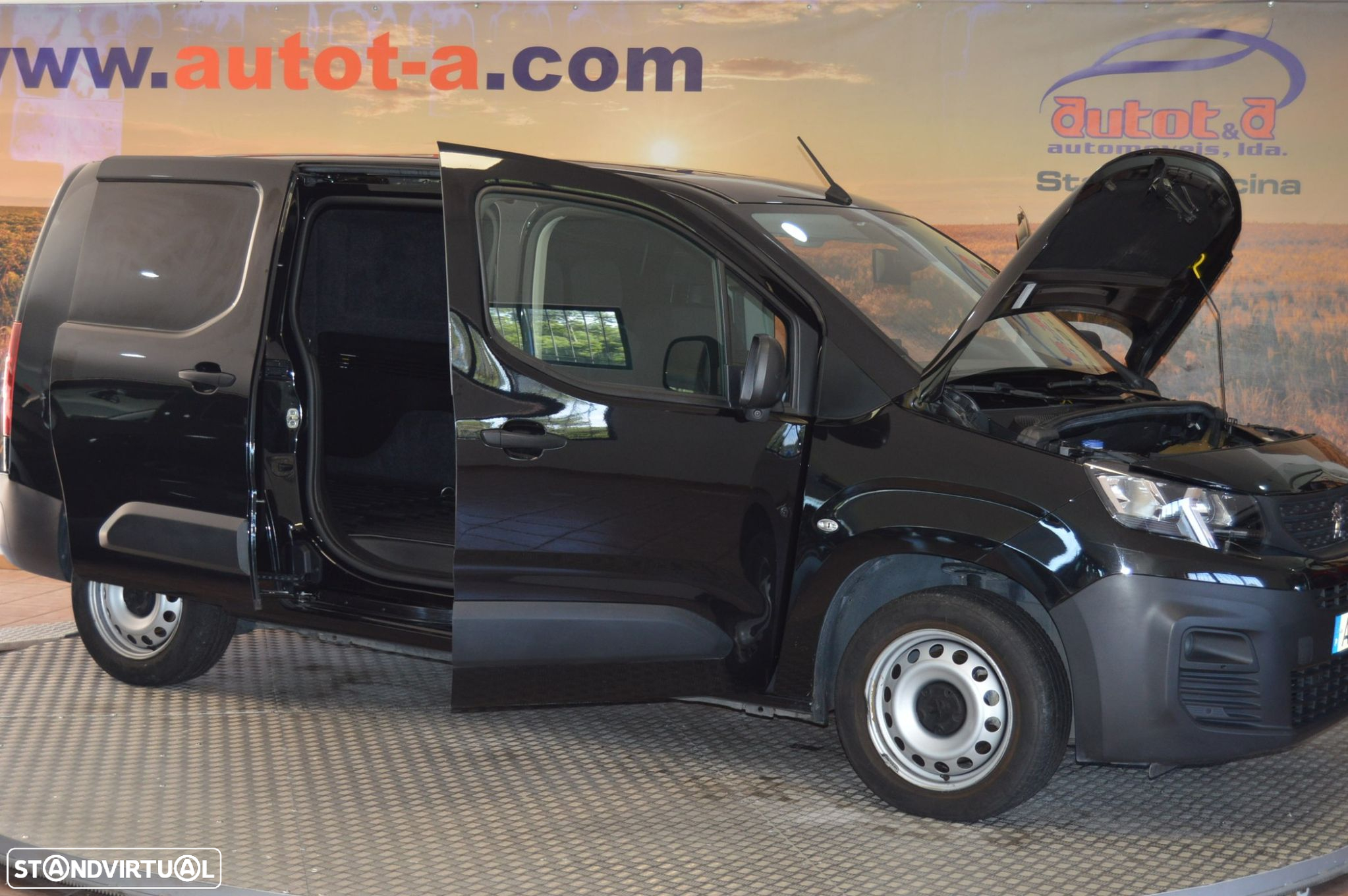 Peugeot Partner 1,5 Bluehdi Asphalt Longa - 17