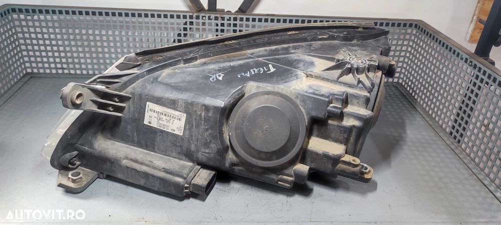 Far dreapta xenon volkswagen vw tiguan 2009 usor matuit - 5