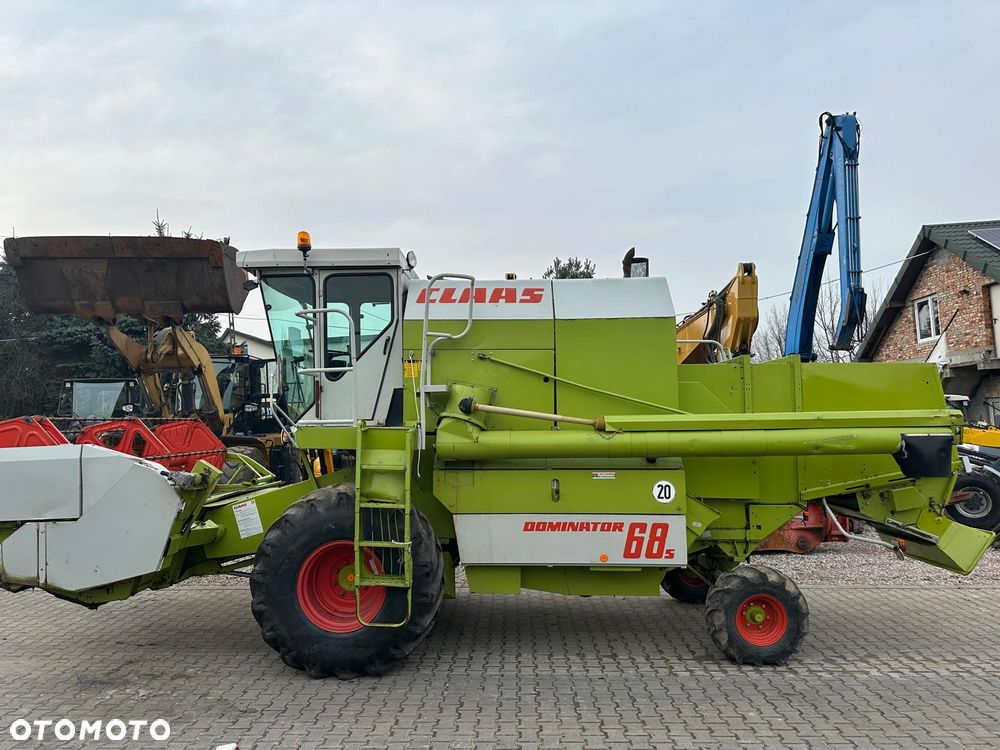 Claas Dominator