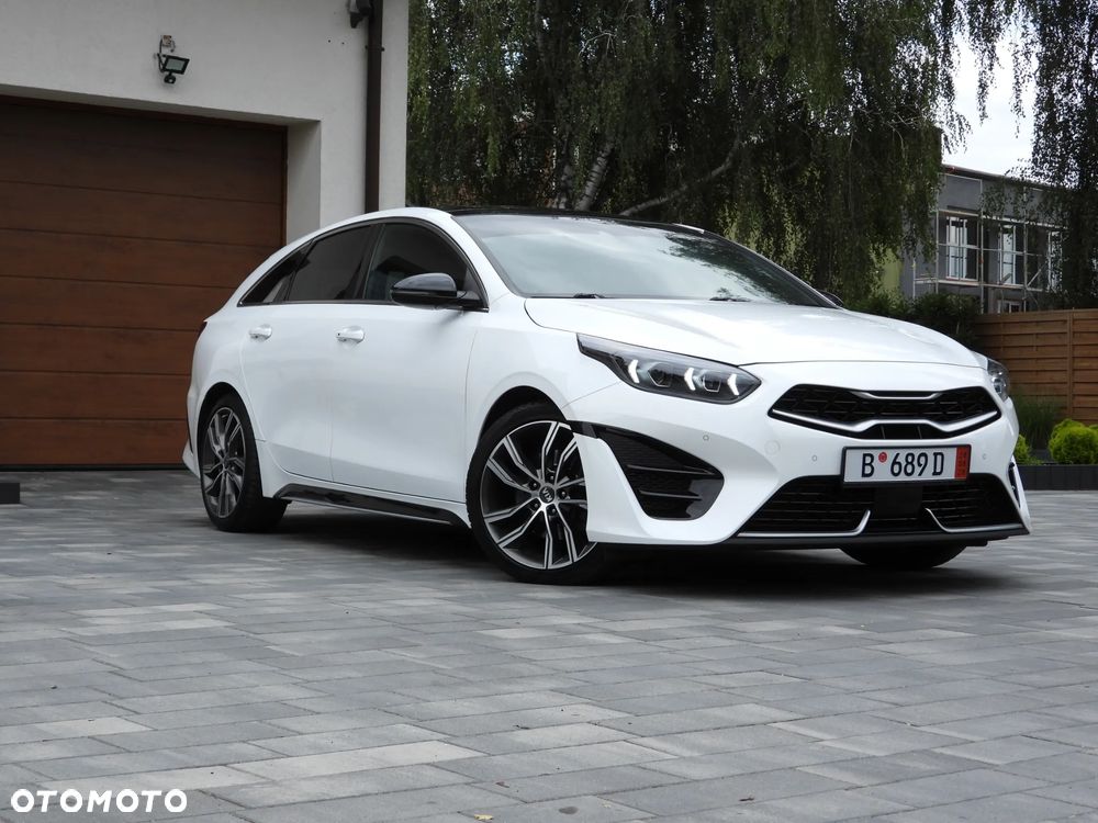 Kia ProCeed 1.5 T-GDI DCT7 OPF GT LINE - 17