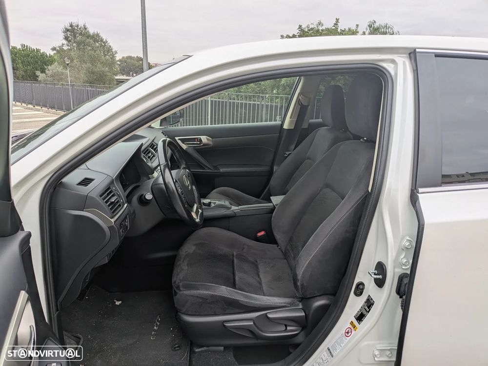 Lexus CT 200h Executive+ - 4