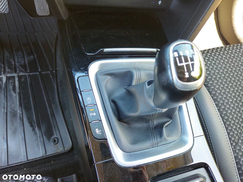 Kia Ceed 1.6 CRDi GT Line - 33