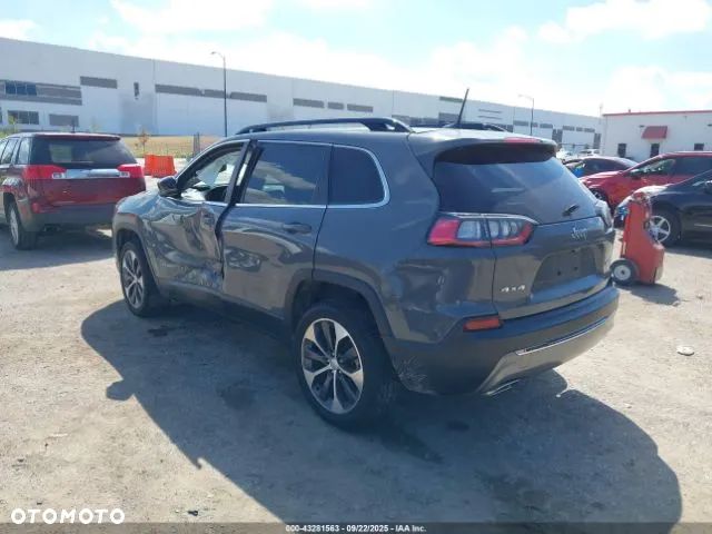 Jeep Cherokee - 5