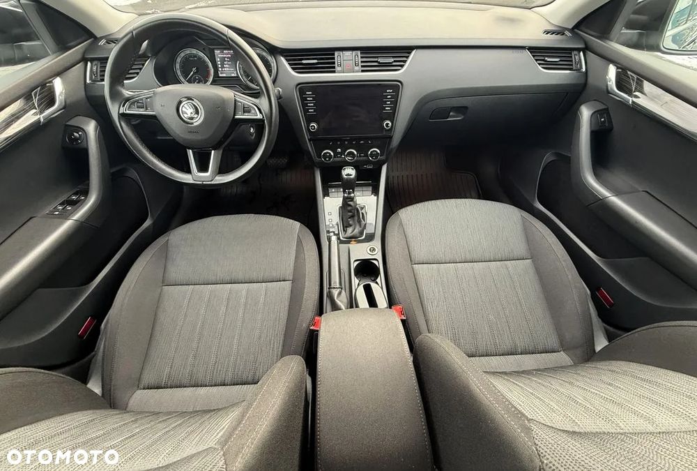 Skoda Octavia 2.0 TDI SCR Style DSG - 11