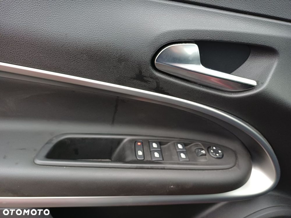 Jeep Avenger 54kWh Altitude - 26