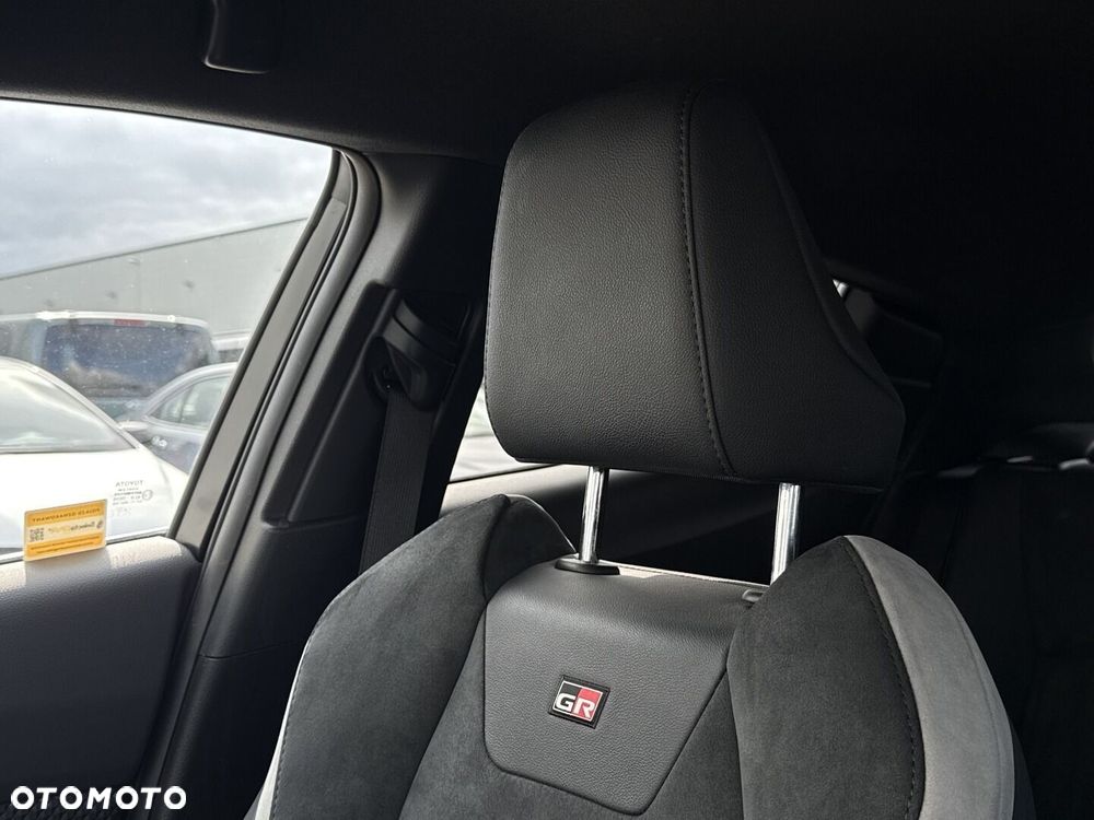 Toyota C-HR 1.8 Hybrid GPF GR Sport - 25