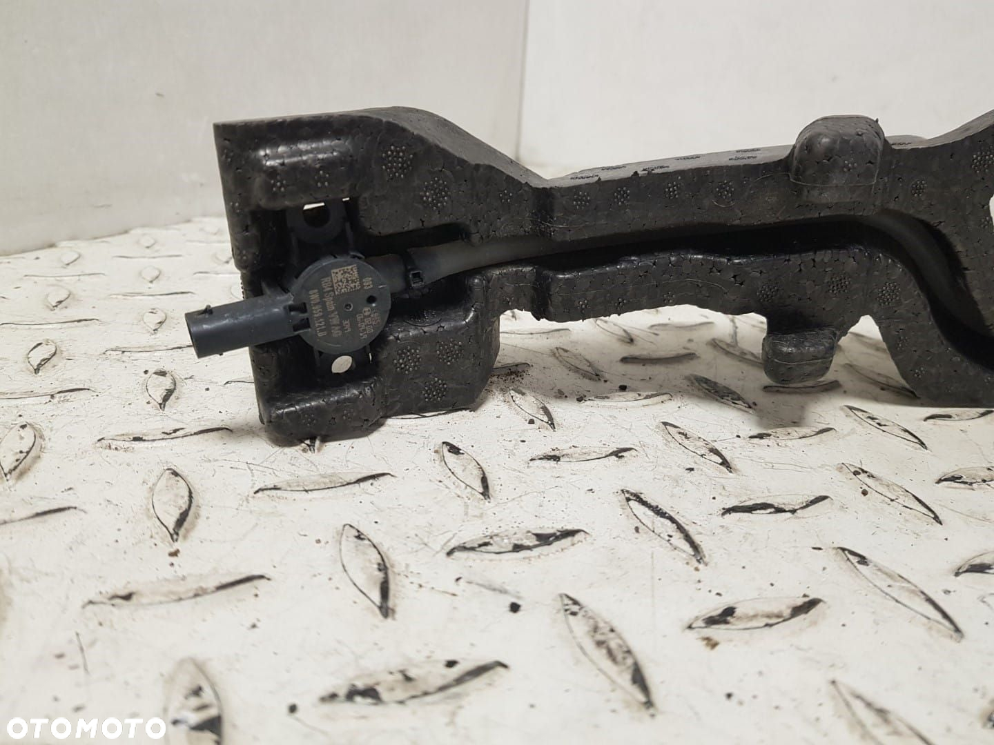 KOMPLET PAS PRZEDNI BELKA ASBORBER CZUJNIKI OCHRONY STREFY ZGNIOTU  AUDI A4 B9 16-24 8W0  8W0805594 - 7