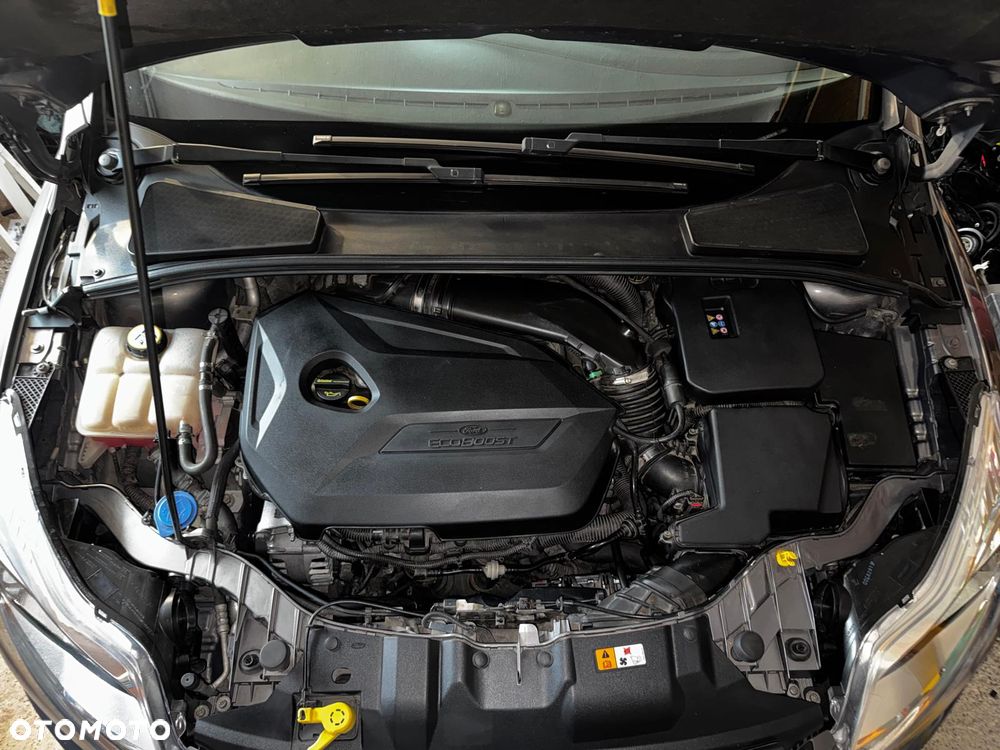 Ford Focus 1.6 EcoBoost Trend - 8