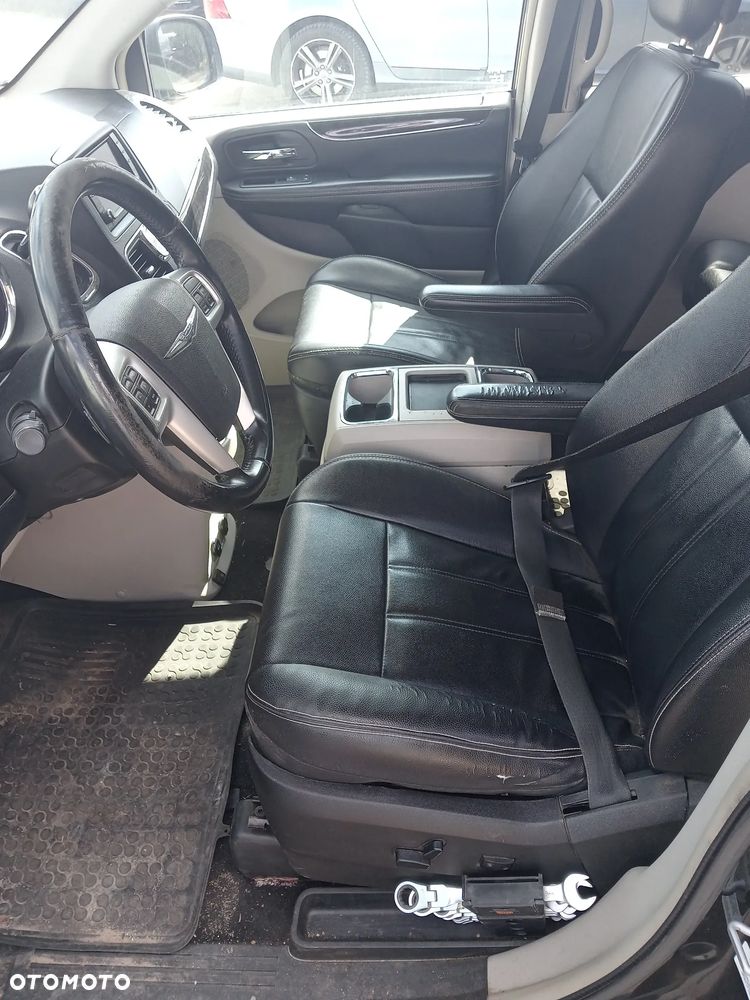 Chrysler Town & Country 3.6 Limited - 2