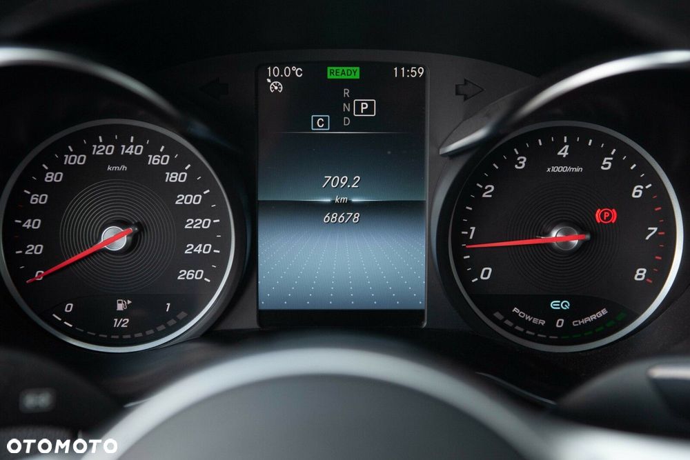 Mercedes-Benz Klasa C 200 9G-TRONIC - 35