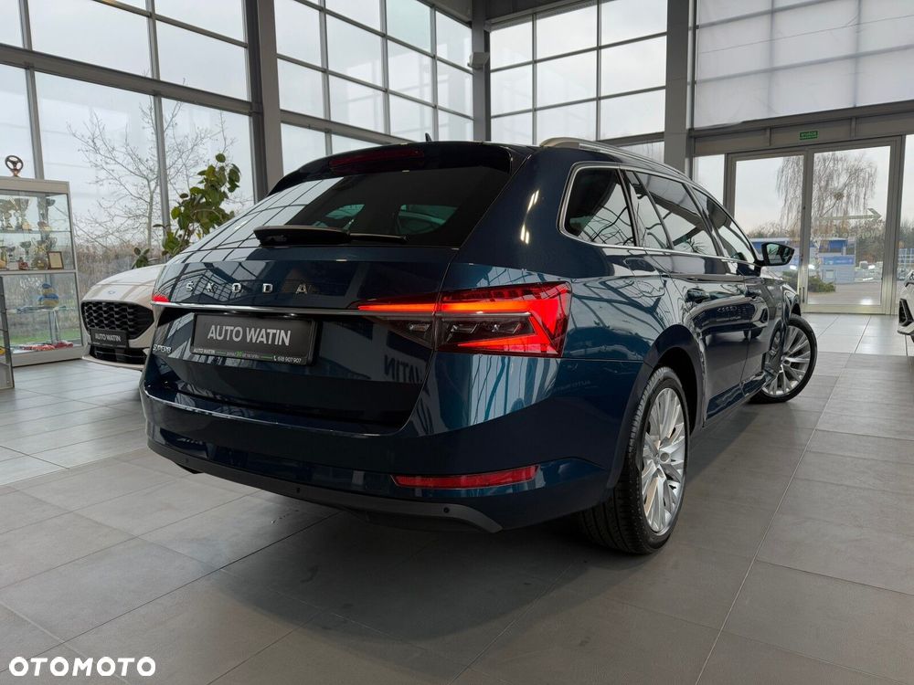 Skoda Superb 2.0 TDI SCR Style DSG - 4