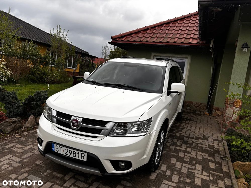 Fiat Freemont 2.0 Multijet 16V DPF Automatik Allrad Lounge - 3