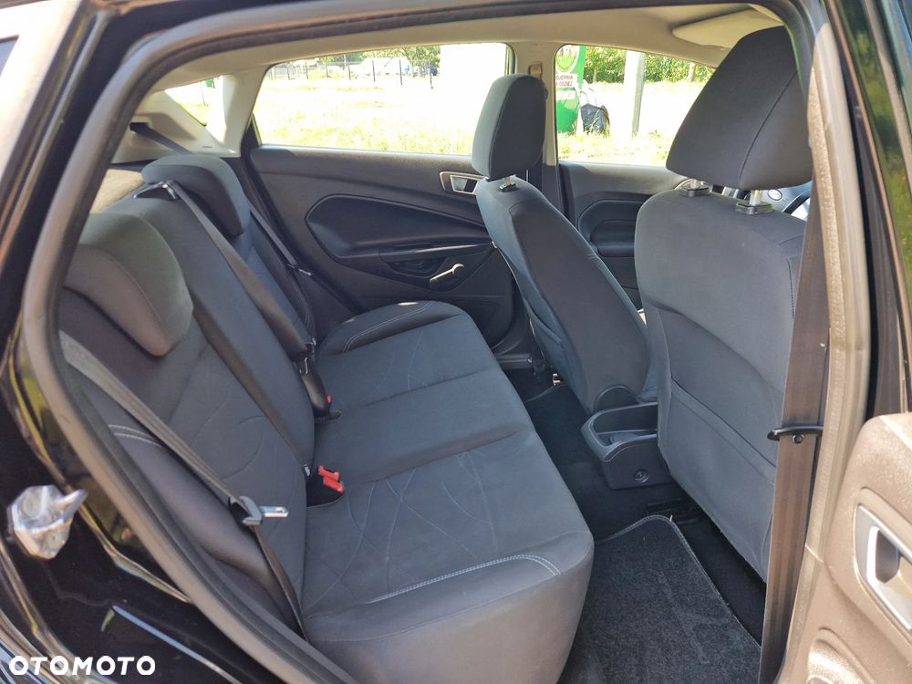 Ford Fiesta - 9