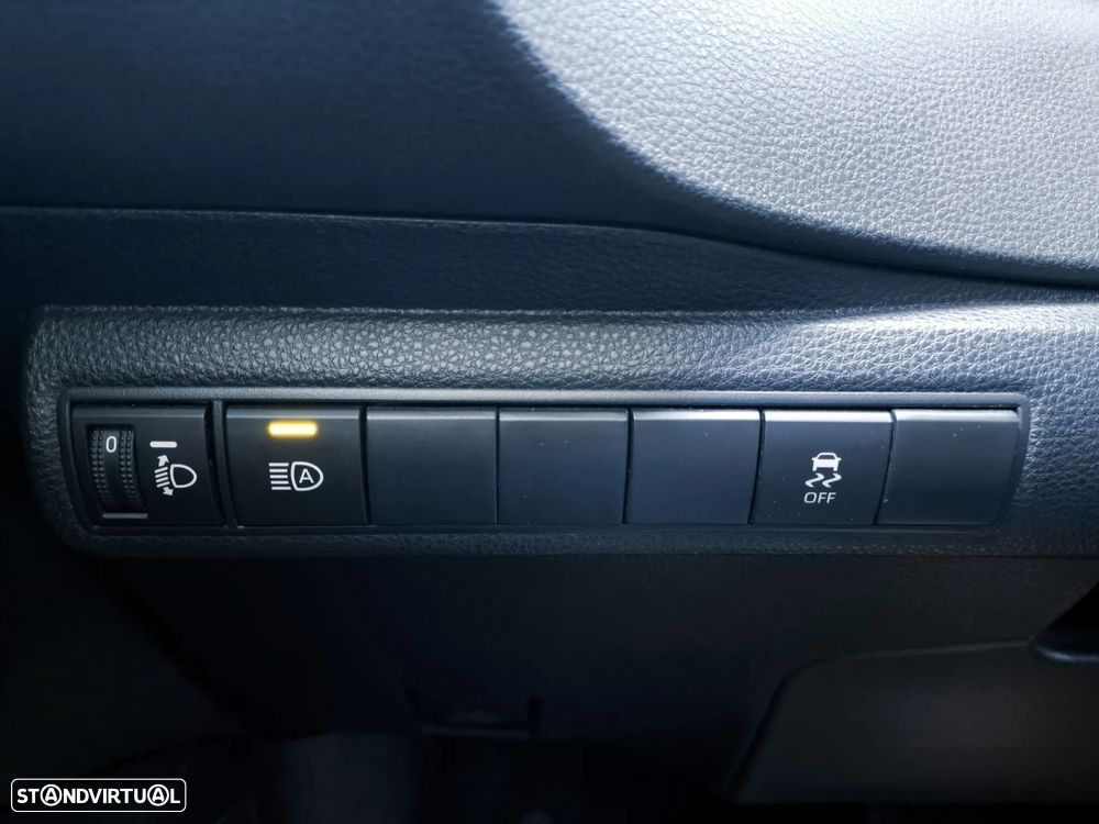 Toyota Corolla Touring Sports 1.8 Hybrid Comfort+P.Sport - 22