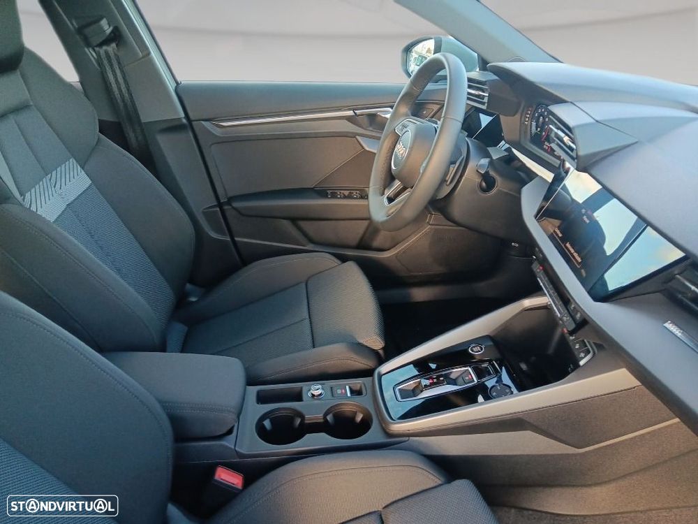 Audi A3 Sportback 30 TFSI Advanced S tronic - 10