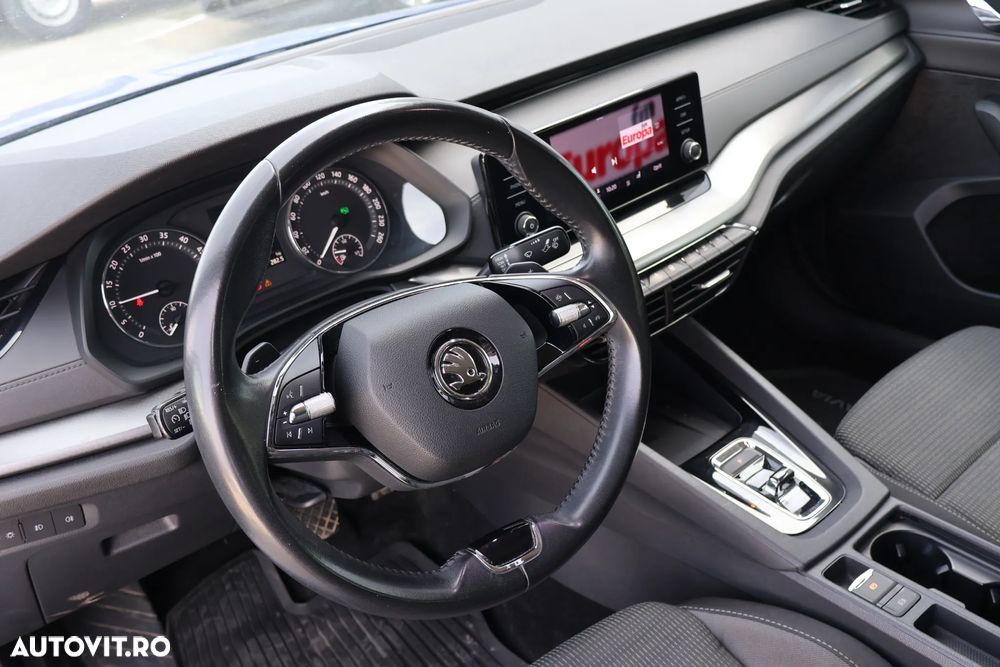 Skoda Octavia 2.0 TDI DSG Ambition - 7