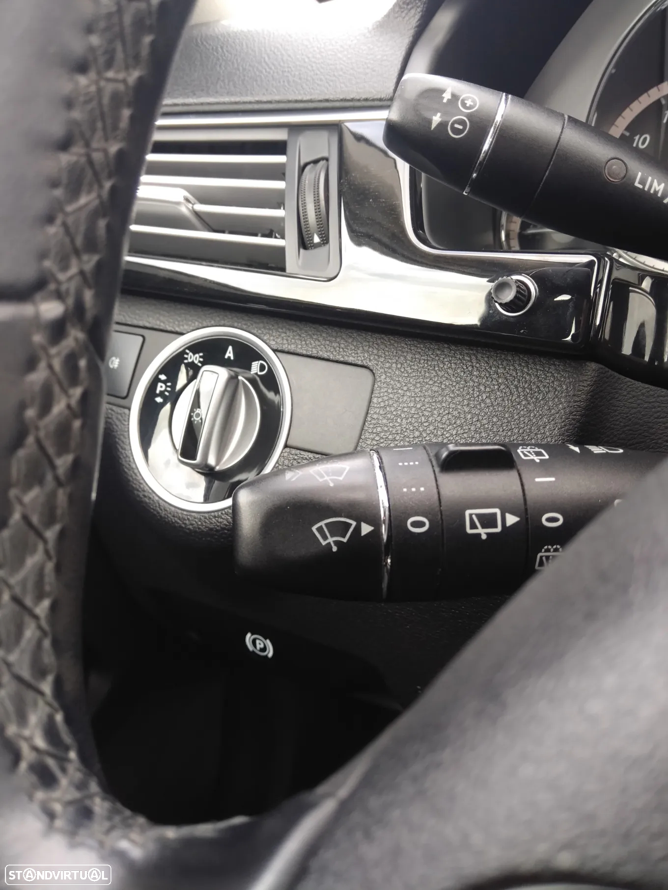 Mercedes-Benz E 250 CDi Avantgarde BlueEfficiency Auto. - 24