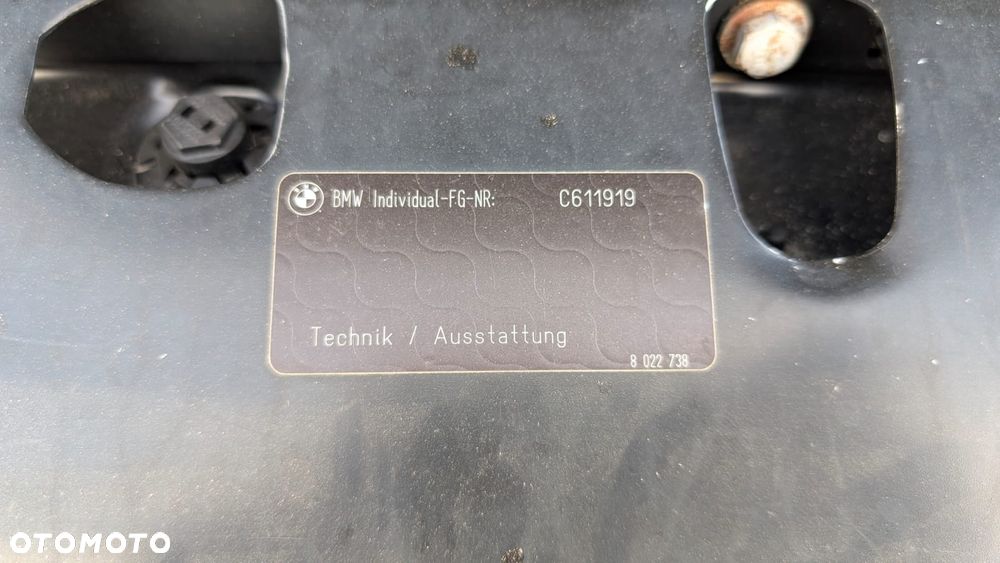 BMW Seria 7 750i xDrive - 15