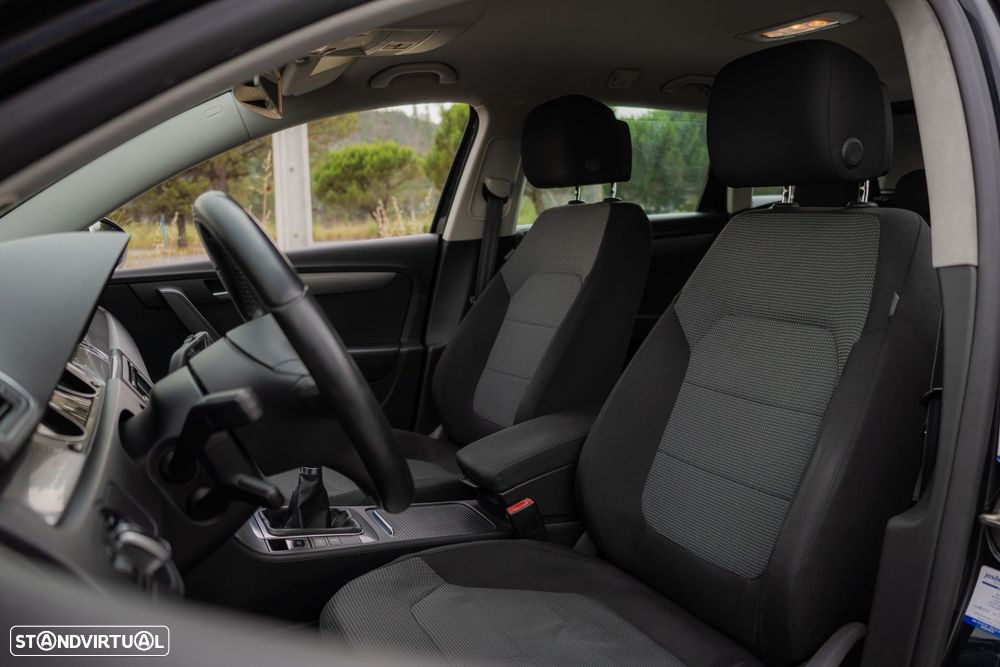 VW Passat 1.6 TDI Confortline BM - 5