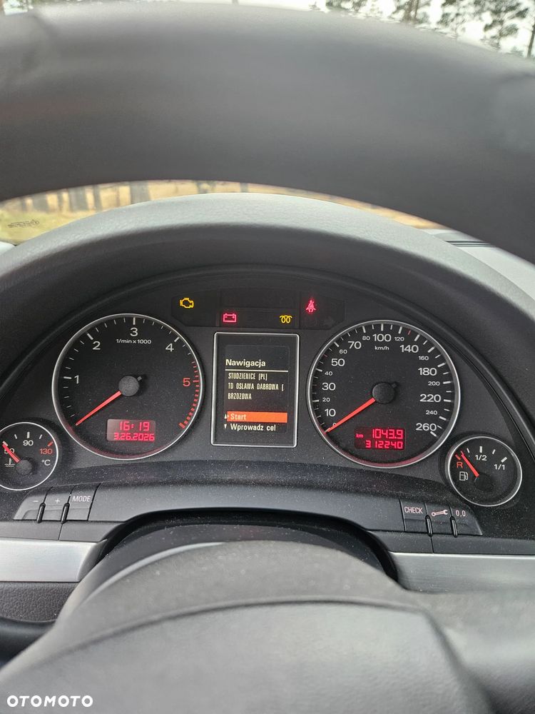 Audi A4 Avant 2.0 TDI DPF - 19